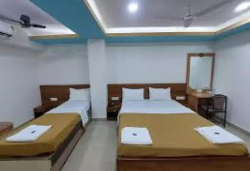 Hotelli Z Square Bicholim Goa