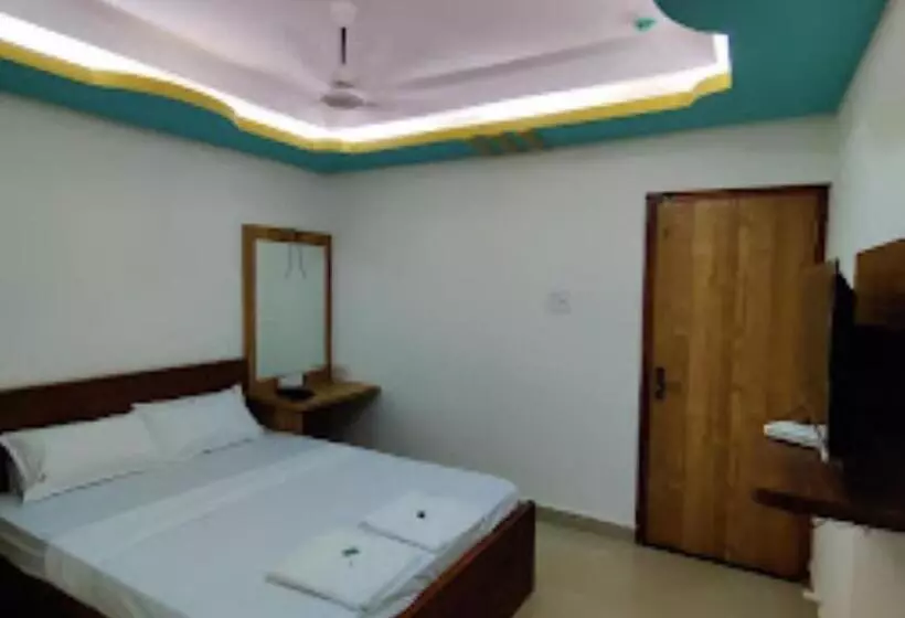 Hotelli Z Square Bicholim Goa