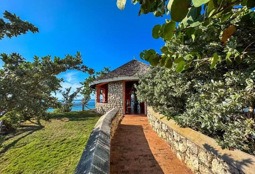 پانسیون Unforgettable Villa