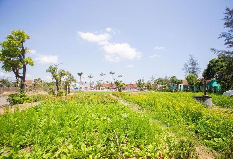 استراحتگاه Lumiere Family Village Dong Tac