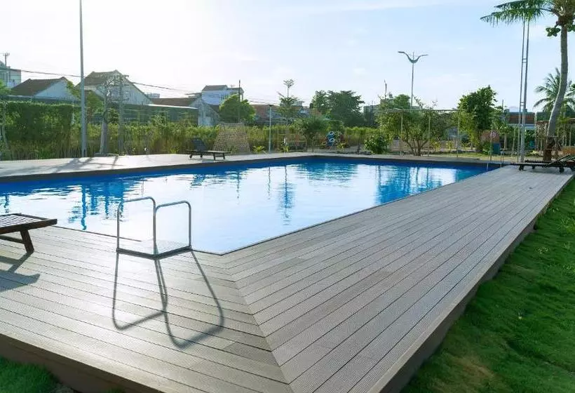 استراحتگاه Lumiere Family Village Dong Tac