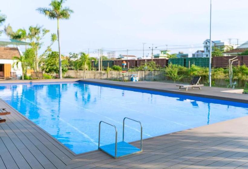 استراحتگاه Lumiere Family Village Dong Tac