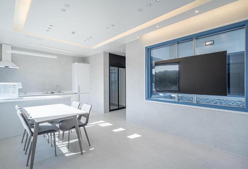 リゾートホテル Yeosu Blueara Premium Pool Villa