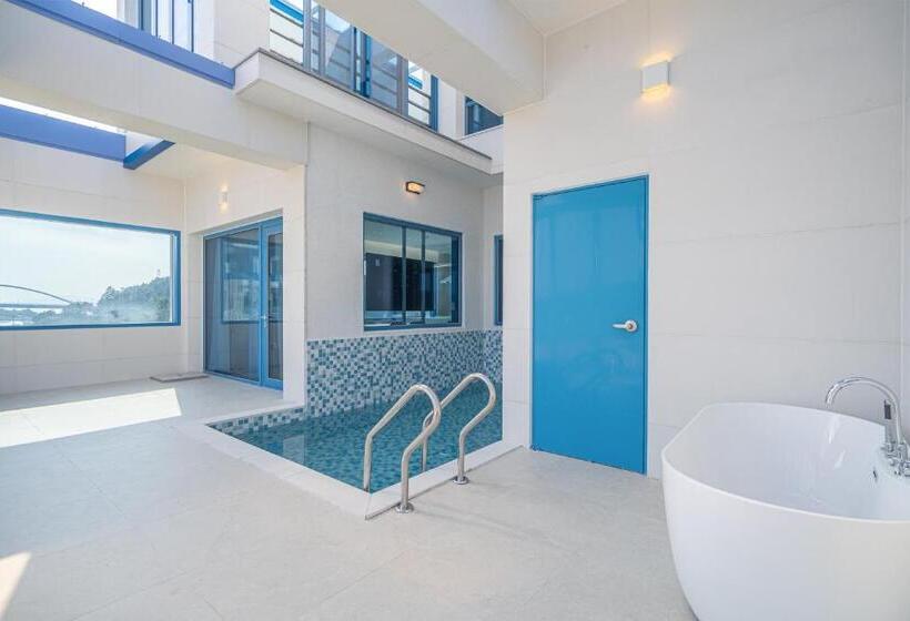 リゾートホテル Yeosu Blueara Premium Pool Villa