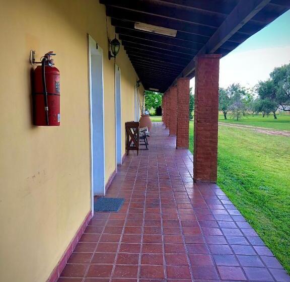 호스텔 Hosteria Rural Suiza