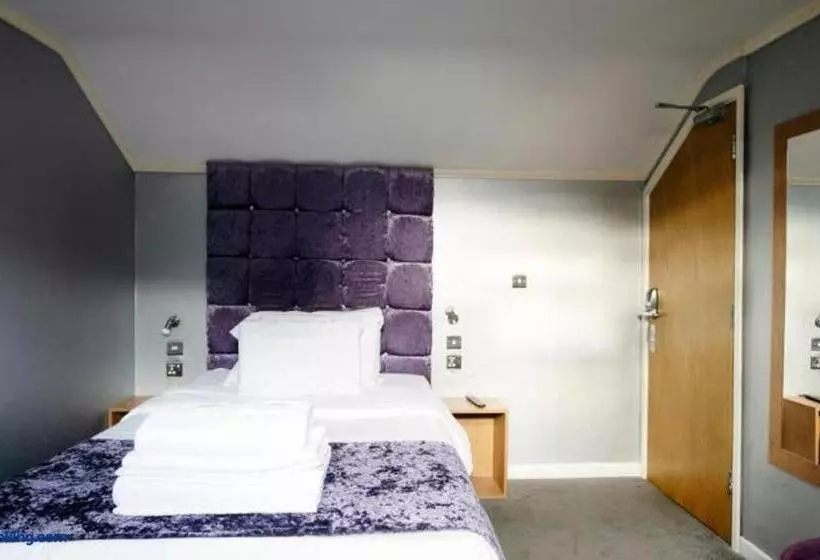 هاستل 24 7 Express