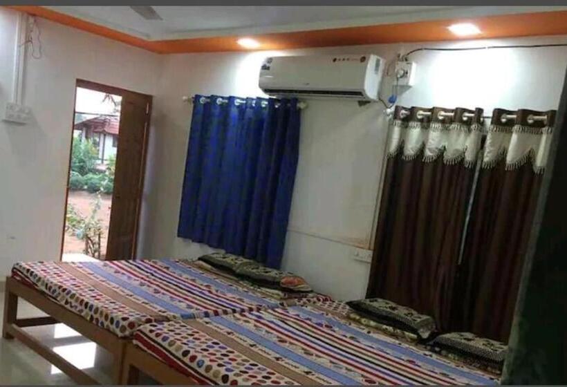 Bed and Breakfast Arihant Resort