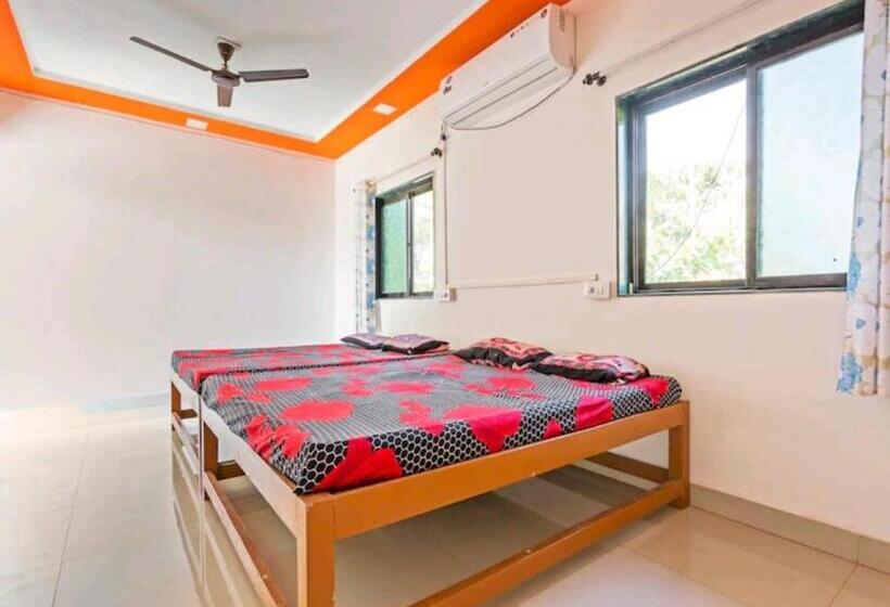 Bed and Breakfast Arihant Resort