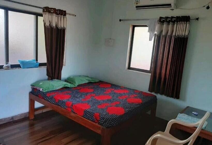 Bed and Breakfast Arihant Resort