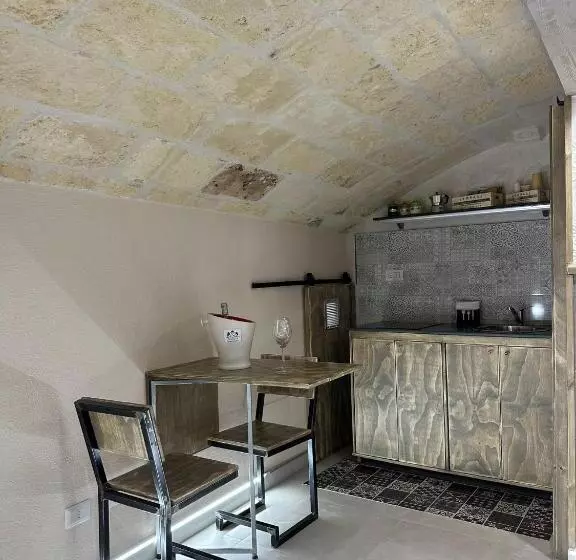 Aamiaismajoitus (B&B) La Chicca Incastonata