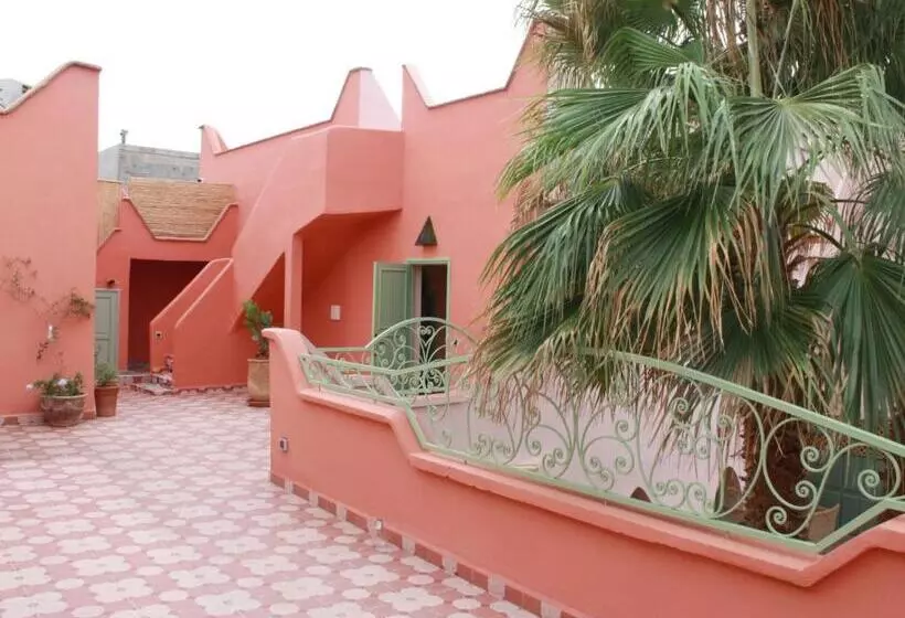 Aamiaismajoitus (B&B) Riad Tania Mozaik