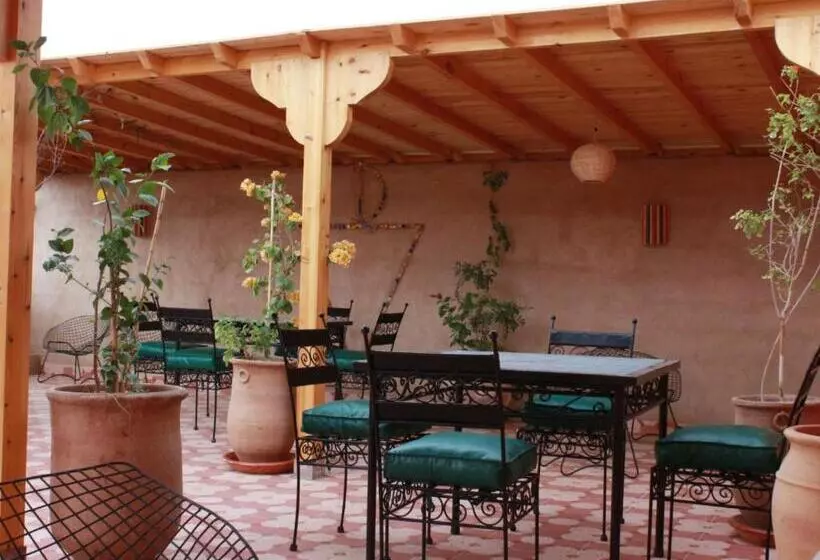 Aamiaismajoitus (B&B) Riad Tania Mozaik