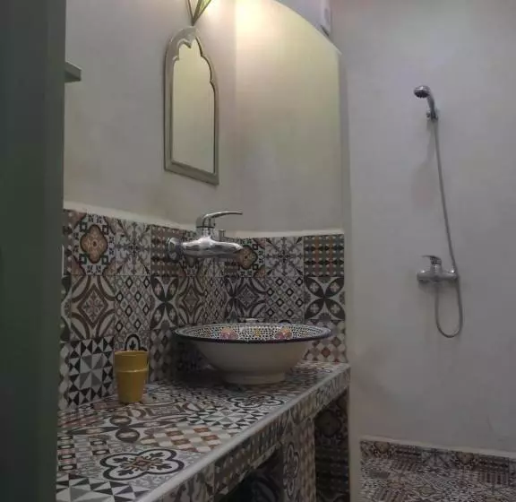 Aamiaismajoitus (B&B) Riad Tania Mozaik