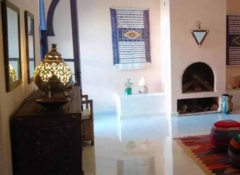Aamiaismajoitus (B&B) Riad Tania Mozaik