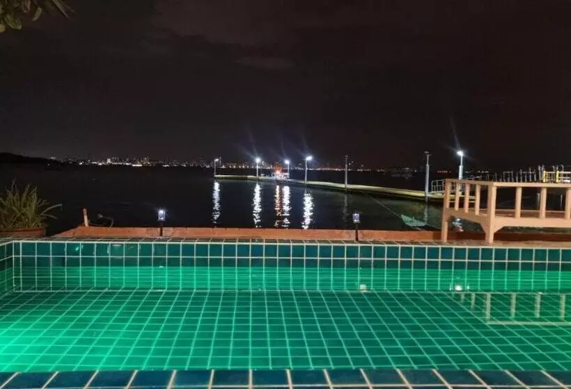 ホテル เรือนตะวัน เกาะล้าน Rueantawan Kohlarn