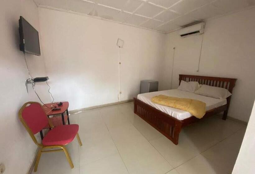 Kapselhotell Guest House Dos Amigos