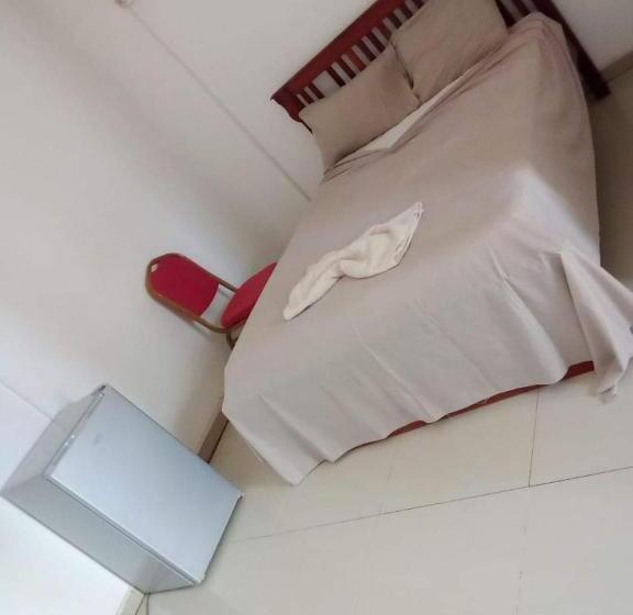 Kapselhotell Guest House Dos Amigos