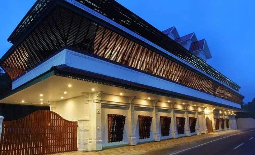 Hotelli Golden Palace