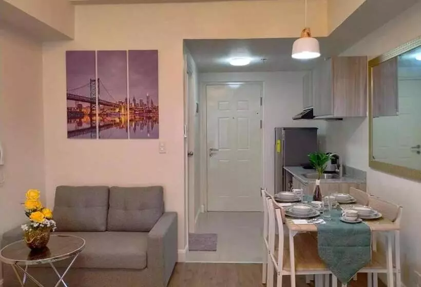 هتل Grand Residences Unit 1805