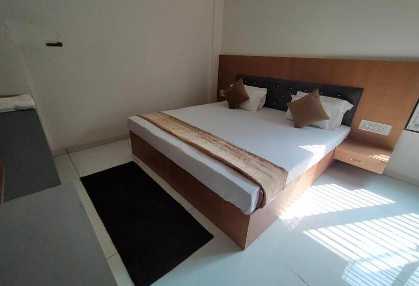 Hotel Mahadev Paradise