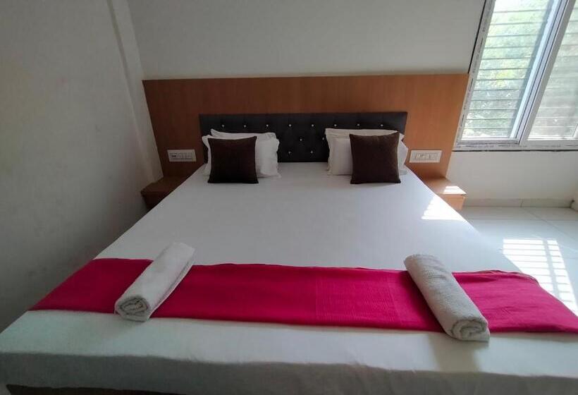 Hotel Mahadev Paradise