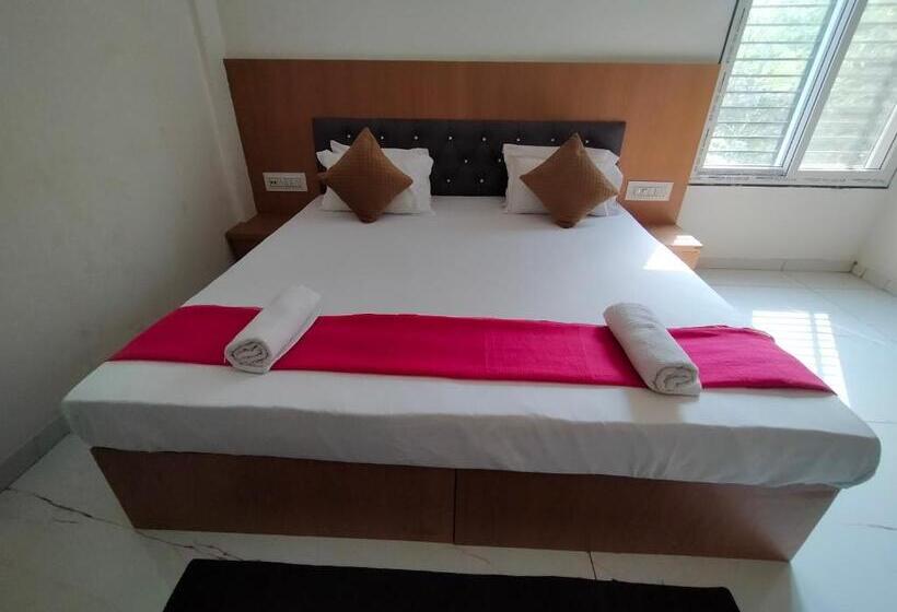 Hotel Mahadev Paradise