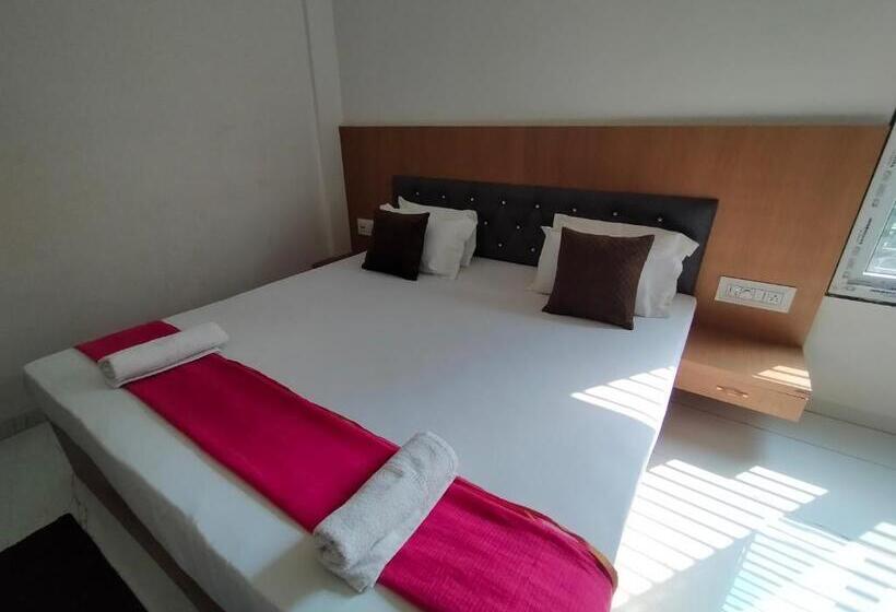 Hotel Mahadev Paradise