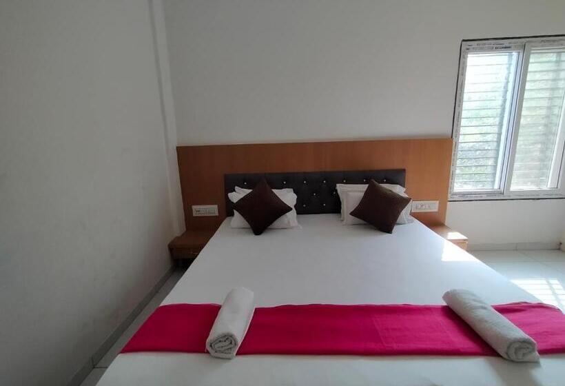 Hotel Mahadev Paradise