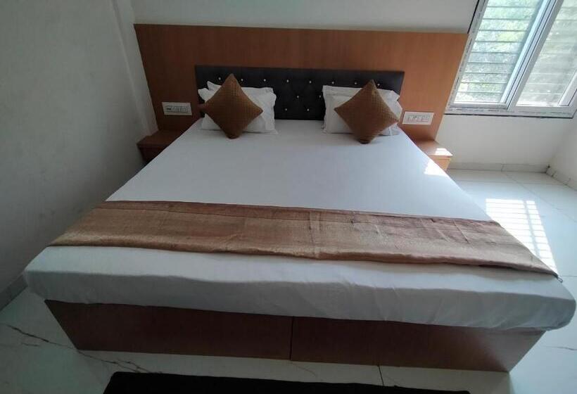 Hotel Mahadev Paradise