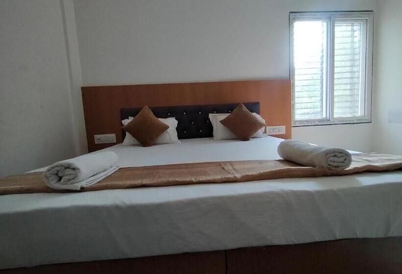 Hotel Mahadev Paradise