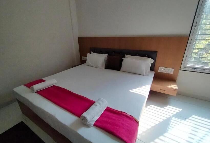 Hotel Mahadev Paradise