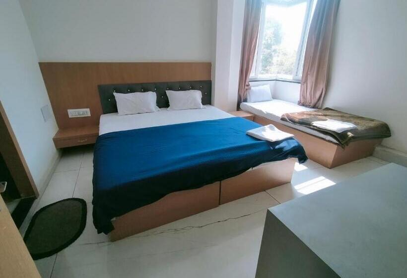 Hotel Mahadev Paradise