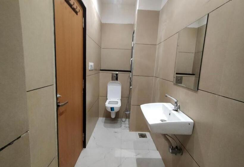 Hotel Mahadev Paradise