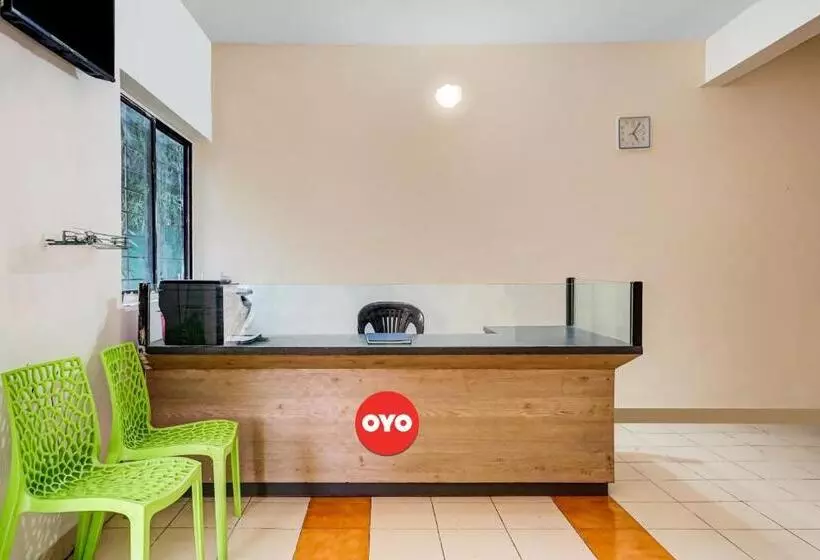 ホテル Oyo Sai Lodge