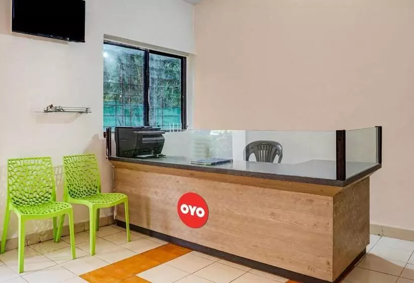 ホテル Oyo Sai Lodge
