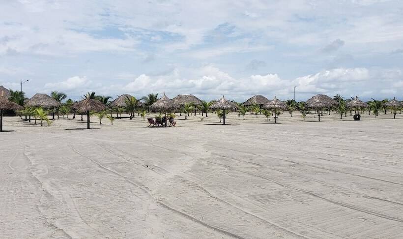 Hotel Punta Coco Villas Beach