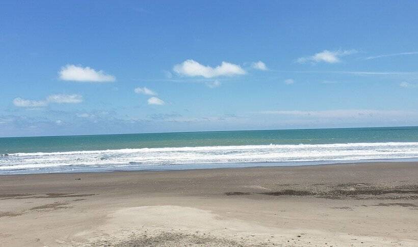 Hotel Punta Coco Villas Beach
