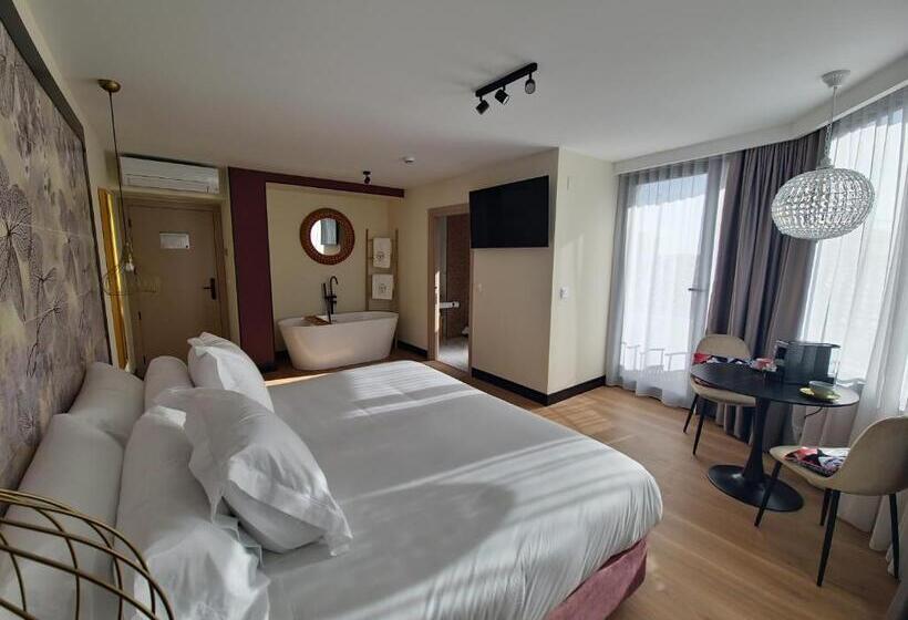 فندق Suites Moma Centro