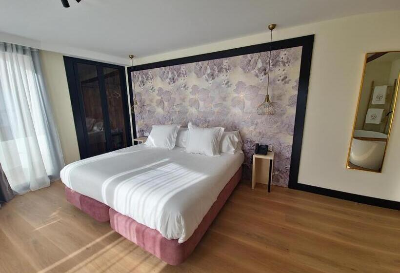 فندق Suites Moma Centro