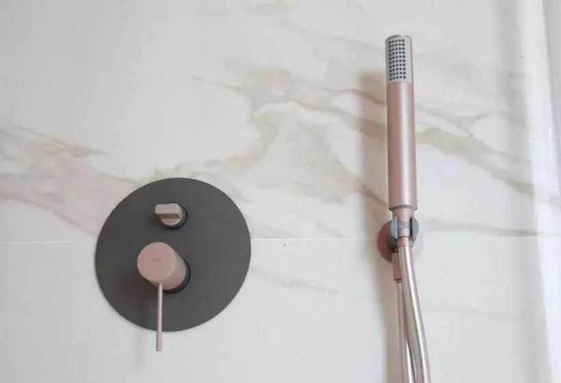 ホテル Suites Moma Centro