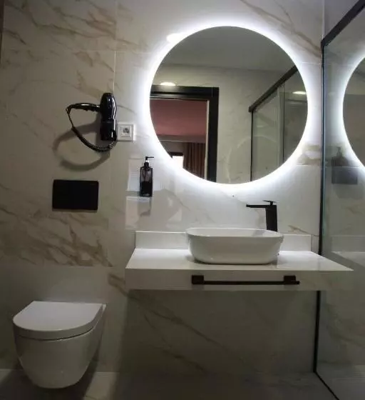 ホテル Suites Moma Centro