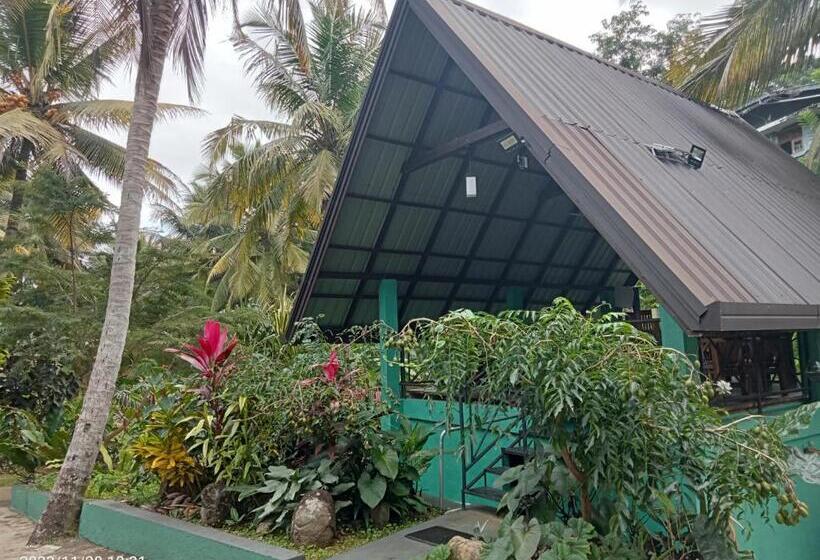 Отель The Kingdom Gate