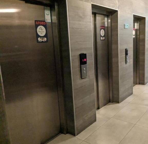 膳宿费 Habitación Amplia En Santiago C3ntro