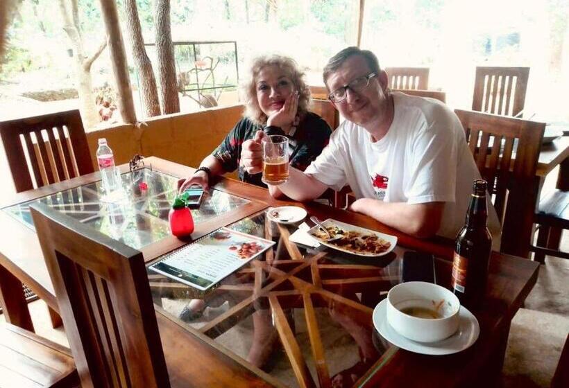 Pension Harambathenna Resort