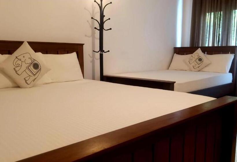 Pension Harambathenna Resort