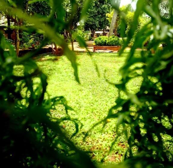 Pension Harambathenna Resort