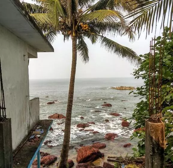 Majatalo Shree Sai Beach Stay