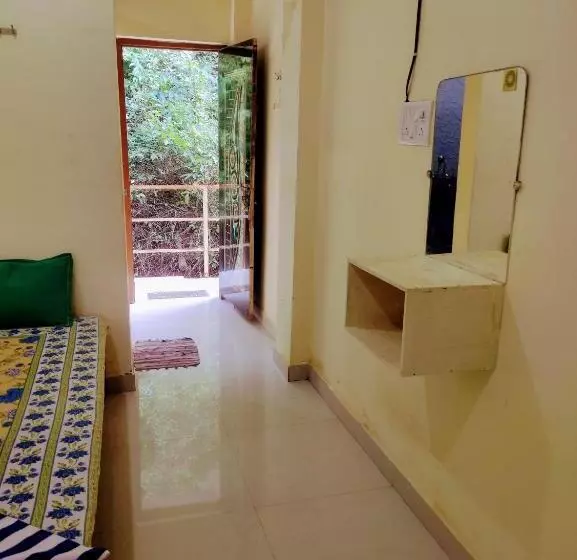 Majatalo Shree Sai Beach Stay