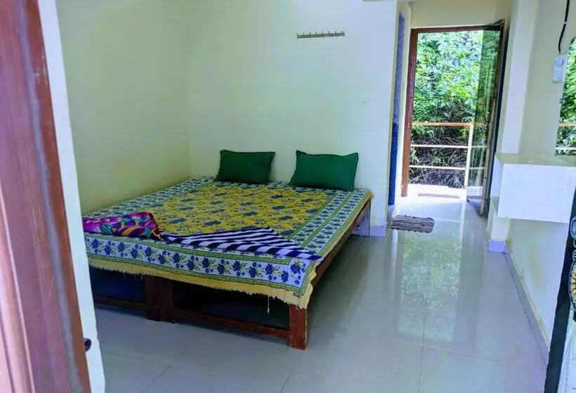 Majatalo Shree Sai Beach Stay
