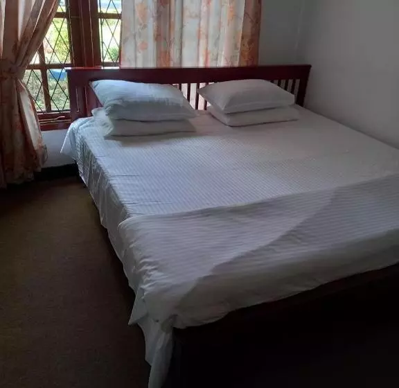 Majatalo Silver Rose Guest House